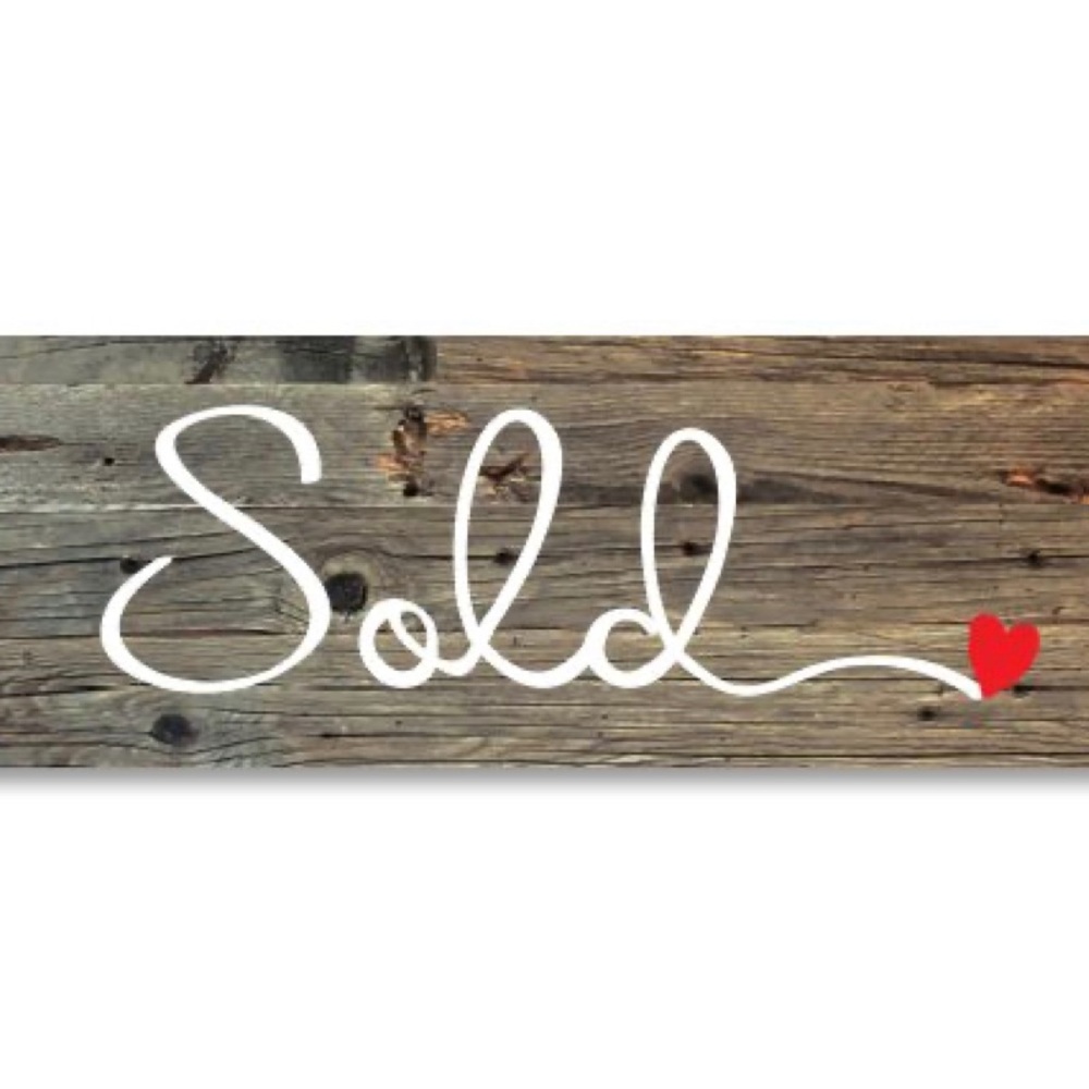 KanCan Distressed Jeans